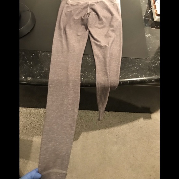 Lululemon wunder under pant 111 sz4 - Picture 6 of 8